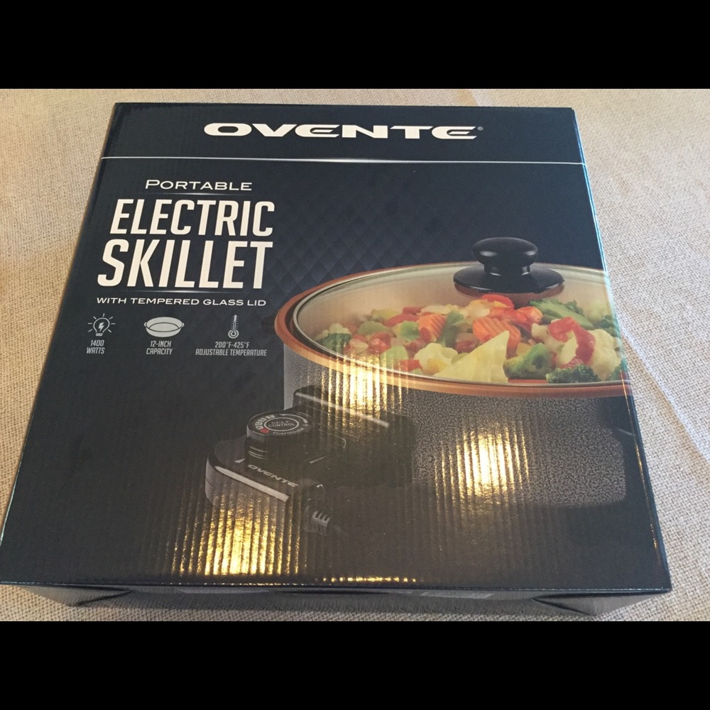 Portable Electric Skillet NWT